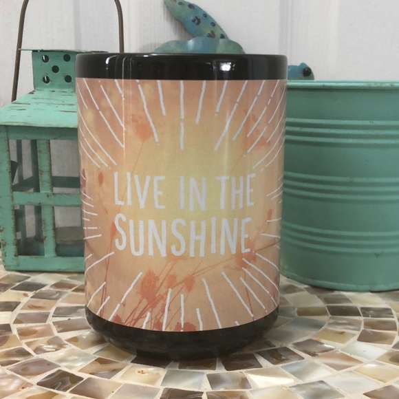 Other - 🟡3/$10 “Live in the Sunshine” ceramic coffee mug